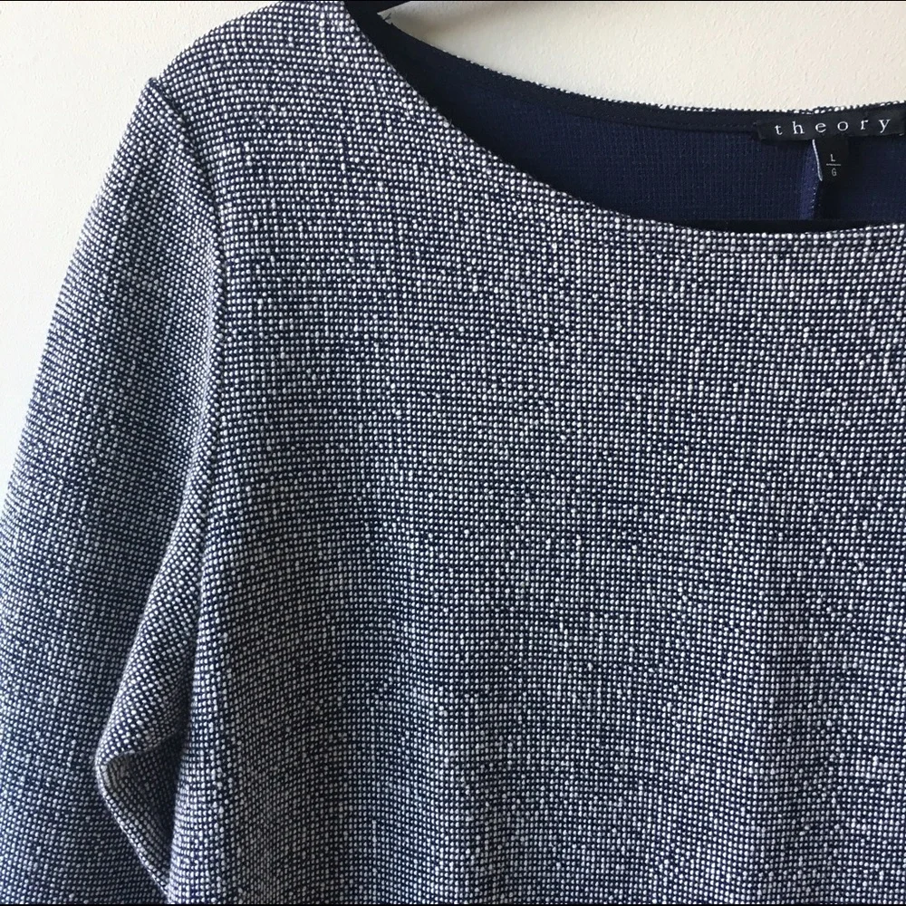 Elegant Gray Women's Dress - Picture 4 of 4